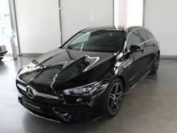 Schwarz , nachtschwarz Gebraucht 2020 Mercedes CLA180 Shooting Brake AMG Kombi | 28.890 € (Teuer)