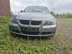 Grau Gebraucht 2006 BMW 330 Sport Line Limousine | 3.480 € (Superpreis)