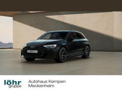 Mythosschwarz metallic Neu 2025 Audi RS3 Sportback Sport Kleinwagen | 76.550 € (Etwas zu teuer)