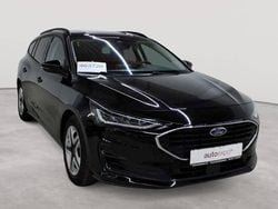 Agate black metallic Gebraucht 2022 Ford Focus Cool & Connect Kombi | 15.990 € (Guter Preis)
