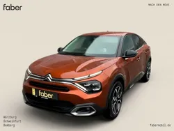 Pulsorange (metallic) Gebraucht 2022 Citroën e-C4 Shine Limousine | 19.890 € (Fairer Preis)