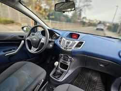 Blau Gebraucht 2009 Ford Fiesta Trend Limousine | 2.500 € (Guter Preis)