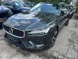 Grau Gebraucht 2020 Volvo V60 Inscription Kombi | 22.990 € (Fairer Preis)