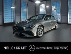 Grau Gebraucht 2024 Mercedes CLA200 Shooting Brake AMG Kombi | 31.550 €