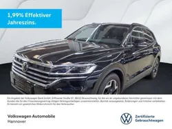 Grenadillschwarz metallic Gebraucht 2024 VW Touareg Basis SUV | 53.490 € (Superpreis)