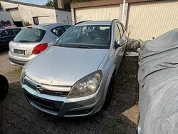 Silber Gebraucht 2005 Opel Astra Kombi | 1.250 € (Fairer Preis)