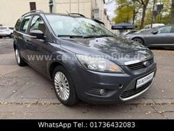 Royalgrau met. Gebraucht 2010 Ford Focus Titanium Kombi | 1.290 € (Guter Preis)