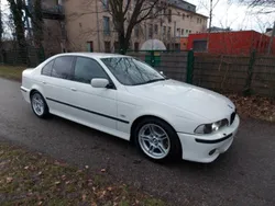 Weiß Gebraucht 2001 BMW 540 Performance Limousine | 24.000 €