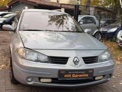 Gold Gebraucht 2006 Renault Laguna II Kombi | 1.999 € (Etwas zu teuer)