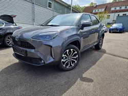 Marlingrau metallic Gebraucht 2023 Toyota Yaris Hybrid Connect Style | 25.501 € (Fairer Preis)