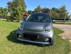 Grau Gebraucht 2020 Smart ForTwo Coupé Passion Kleinwagen | 9.990 € (Guter Preis)