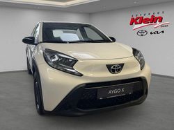 Weiß Neu 2025 Toyota Aygo X Play SUV | 19.177 € (Fairer Preis)