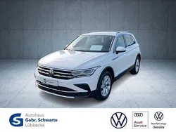 Weiß Gebraucht 2023 VW Tiguan Elegance SUV | 29.780 € (Fairer Preis)