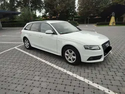 Weiß Gebraucht 2011 Audi A4 Attraction Kombi | 5.500 € (Guter Preis)