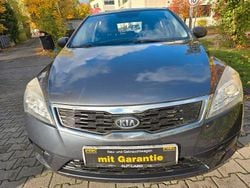 Grau Gebraucht 2011 Kia Ceed LX Limousine | 3.449 € (Superpreis)