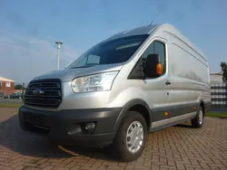 Silber Gebraucht 2017 Ford Transit Trend Van / Kleinbus | 13.500 € (Guter Preis)