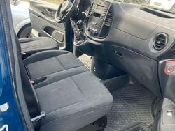 Blau Gebraucht 2017 Mercedes Vito Van / Kleinbus | 9.800 € (Superpreis)
