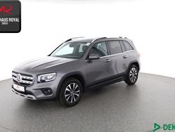 Grau (metallic) Gebraucht 2022 Mercedes GLB220 Style SUV | 36.480 € (Fairer Preis)