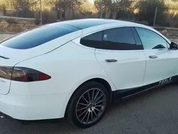 Weiß Gebraucht 2014 Tesla Model S Limousine | 12.300 €