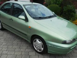 Grün Gebraucht 2000 Fiat Brava Kleinwagen | 1.750 €