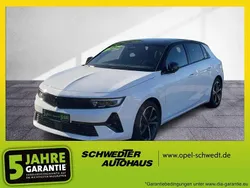 Lack weiss banquise/typ aussen Gebraucht 2024 Opel Astra Limousine | 24.970 € (Fairer Preis)