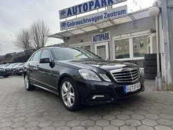 Schwarz Gebraucht 2010 Mercedes E200 Avantgarde Limousine | 9.500 € (Fairer Preis)