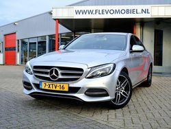 Grau Gebraucht 2014 Mercedes C180 Edition Limousine | 11.250 € (Fairer Preis)