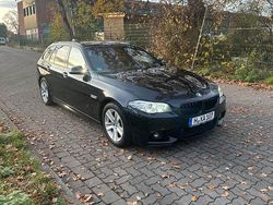 Schwarz Gebraucht 2016 BMW 520 Kombi | 16.000 € (Fairer Preis)