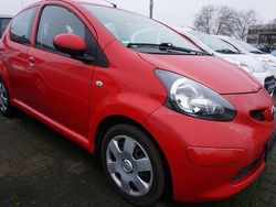 Rot Gebraucht 2008 Toyota Aygo Basis Kleinwagen | 1.999 € (Fairer Preis)