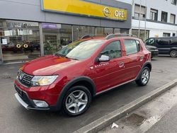 Rot Gebraucht 2019 Dacia Sandero Prestige SUV | 8.950 € (Fairer Preis)