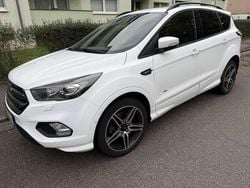 Weiß Gebraucht 2017 Ford Kuga ST-Line SUV | 15.500 € (Guter Preis)