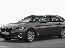 Grau Gebraucht 2023 BMW 540 Efficient Dynamics Kombi | 53.810 € (Fairer Preis)