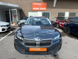 Grau Gebraucht 2020 Skoda Superb Active Kombi | 16.880 € (Fairer Preis)