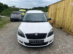 Weiß Gebraucht 2014 Skoda Roomster Kombi | 3.990 € (Superpreis)