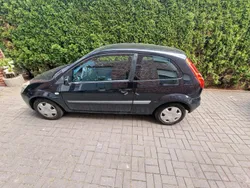 Schwarz Gebraucht 2006 Ford Fiesta Kleinwagen | 1.200 € (Guter Preis)
