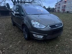 Grün Gebraucht 2010 Ford Galaxy Titanium Van / Kleinbus | 6.500 € (Fairer Preis)