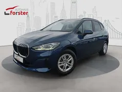 Phytonicblau metallic Gebraucht 2023 BMW 218 Van / Kleinbus | 31.890 € (Fairer Preis)