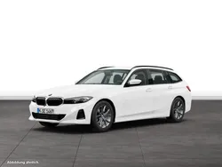 Weiß Gebraucht 2024 BMW 318 Kombi | 35.212 € (Fairer Preis)