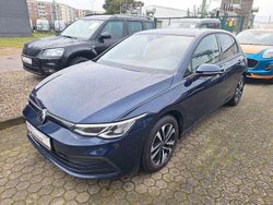 Blau Gebraucht 2021 VW Golf VIII United Limousine | 17.990 € (Superpreis)