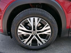 Patagonienrot metallic patagonienrot metallic Gebraucht 2025 Mercedes 200 Advanced SUV | 47.477 €