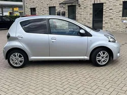 Gebraucht 2014 Toyota Aygo Connect Style Kleinwagen | 6.400 € (Superpreis)