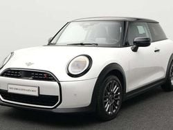 Weiß Gebraucht 2024 Mini Cooper S Classic Kleinwagen | 25.779 € (Guter Preis)