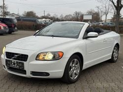 Weiß Gebraucht 2009 Volvo C70 Momentum Cabrio | 9.880 € (Fairer Preis)