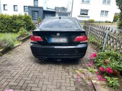 BMW 750