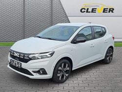 Weiß Neu 2025 Dacia Sandero Journey Kleinwagen | 20.230 € (Fairer Preis)