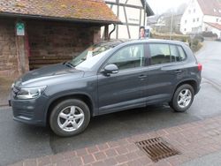 Grau Gebraucht 2014 VW Tiguan Trendline SUV | 8.990 € (Fairer Preis)