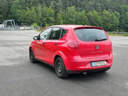 Rot Gebraucht 2007 Seat Altea Reference Van / Kleinbus | 1.800 € (Superpreis)