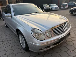 Silber Gebraucht 2003 Mercedes E220 Limousine | 2.900 € (Guter Preis)