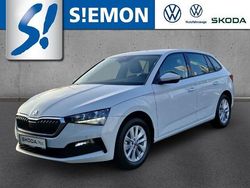 Weiss Gebraucht 2023 Skoda Scala Ambition Kleinwagen | 19.980 € (Etwas zu teuer)
