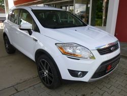 Weiß Gebraucht 2011 Ford Kuga Trend SUV | 10.490 € (Teuer)